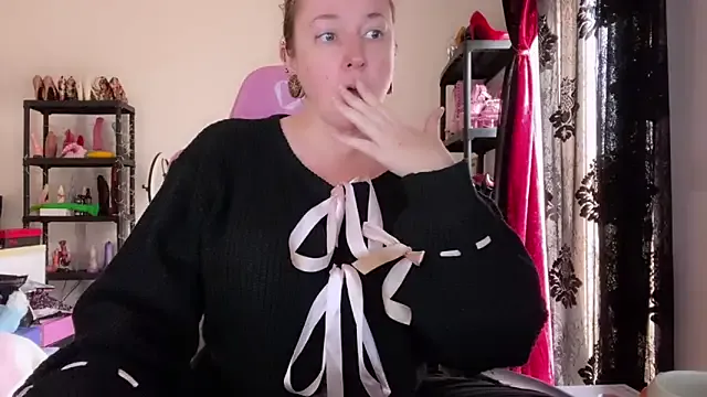 kisicaxx on StripChat