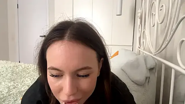 KitCerveny — I'll show you an airy heart