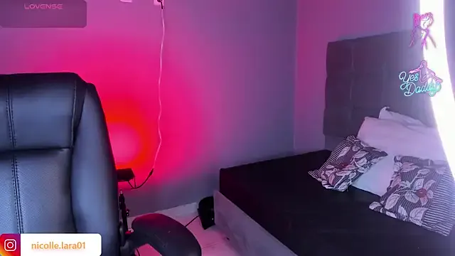 Kitty_Rose_CS from StripChat