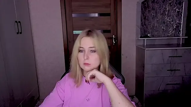 Kristy-Max — Show boobs