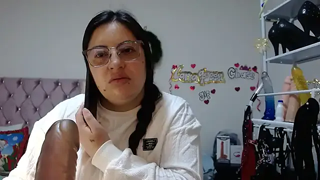 lanaqueen699 on StripChat