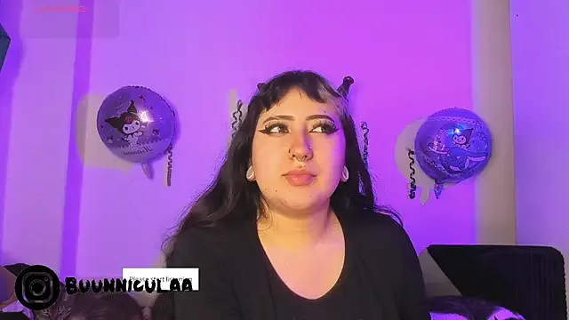 larissa01_ — All naked+oil