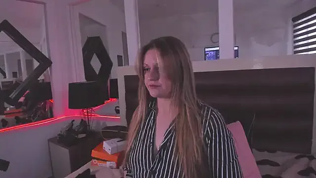 LaurenSpitz on StripChat