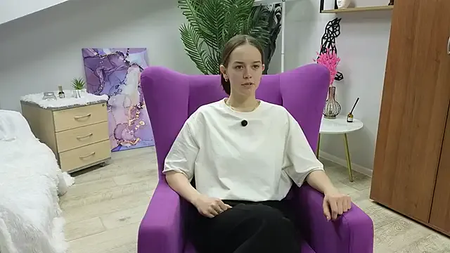 LaveniaDulaney — take down my top