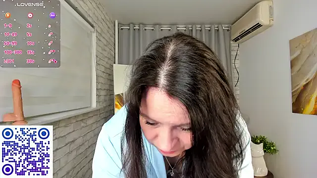 Lea_shadom — Caress me with your attention