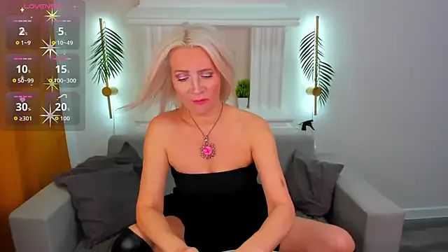 Ledi_Luna — Freechat on StripChat
