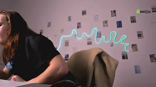 leo_void on StripChat