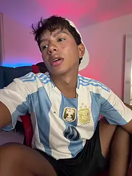 Leonarrrd_01 — sensual ass show