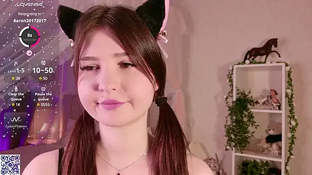 LeraKit — Ass Tease on the Bed