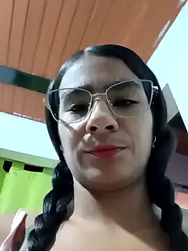 Leslly_ on StripChat