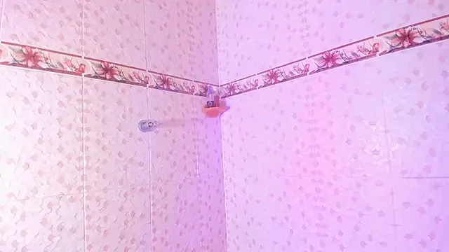 Leyacopper_ on StripChat