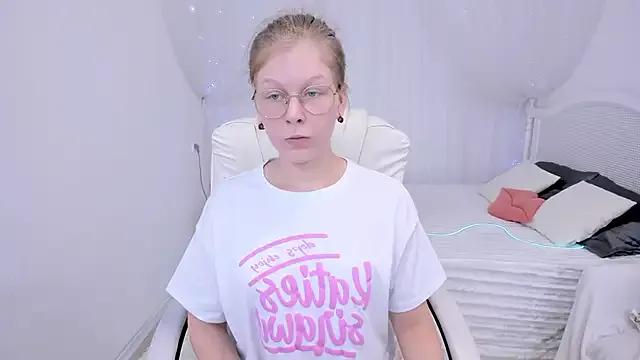 Lilly_Belly — To feed my kitten :)