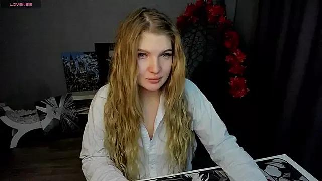 lily_williamss — Make me a smile 