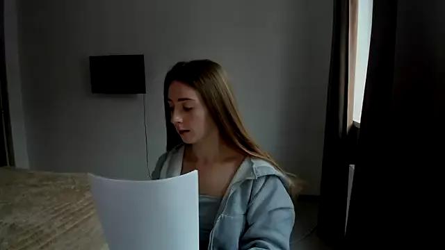 LilyHaart — Freechat on StripChat