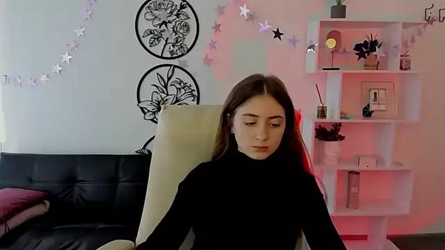 LilyHaart on StripChat 