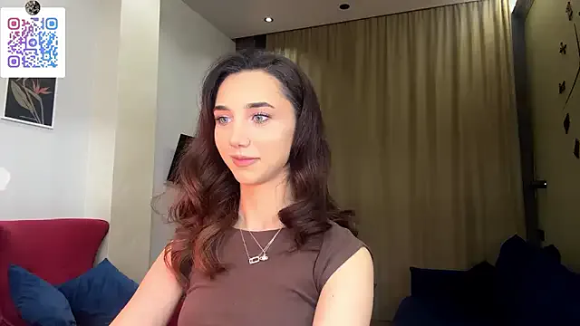 LinaMour on StripChat