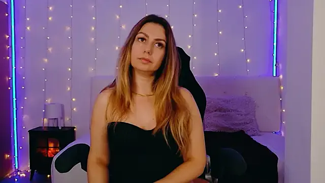 LindaWhite_ on StripChat