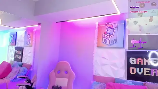 LindaWz_ on StripChat