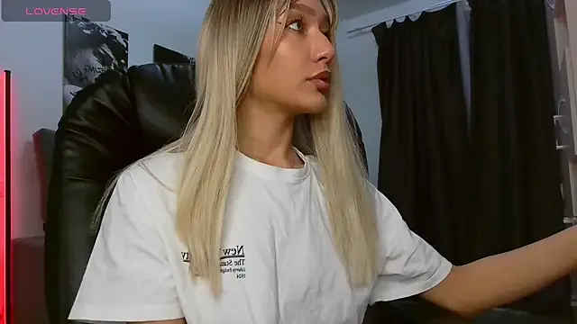 Lisa_Shultz on StripChat