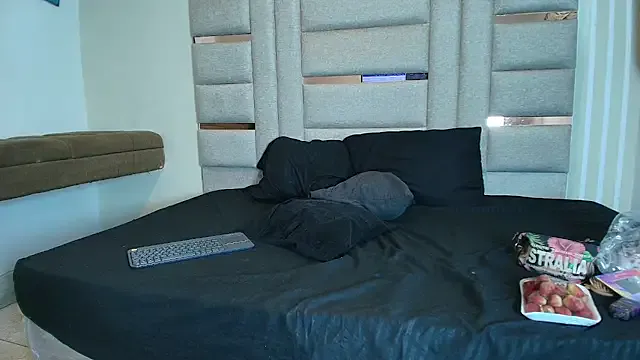 LittlePeach_ — Slap  pussy