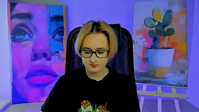 LixeLuna from StripChat