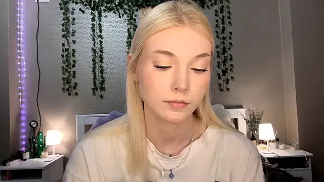 LlsabethHaze on StripChat