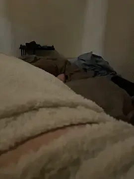 louveee6 — J'me gode avec mon vibro