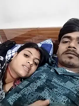 Love-Birdss from StripChat