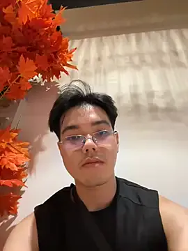 lucas-N888 from StripChat