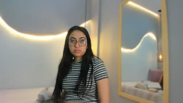 lucelly_15 on StripChat