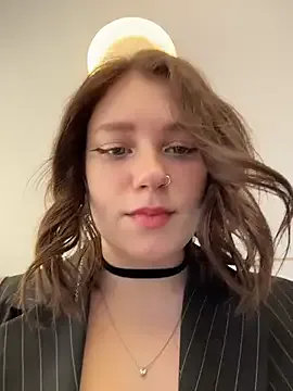 lucy-joy — FAKE cum on my boobs+SUCK fingers