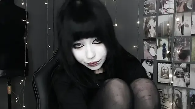 lucy8bit — sexy nipple squeeze