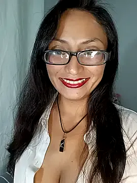 LucyCherry69 — Baile sensual 