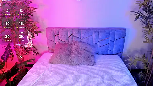 Lunaclarx — jump on your dildo