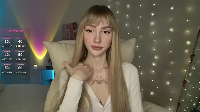 Lunainnk — bath foam show