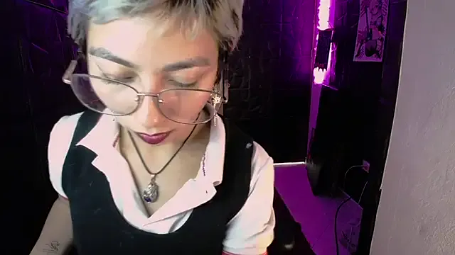 lunarichy22 — sexy strip + ride the pillow