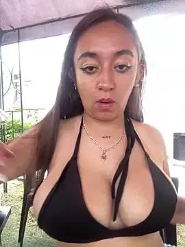 LuPink_ — show my boobs ans suck