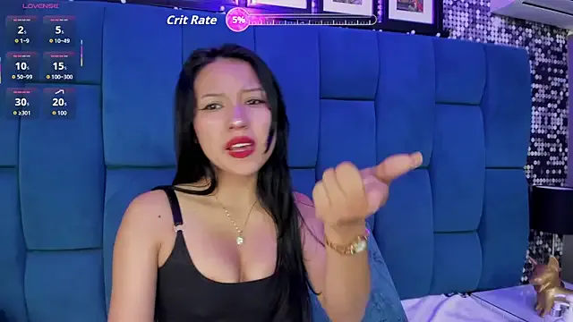 lux_bitchx on StripChat