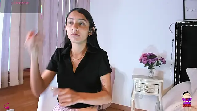 lya__brown on StripChat