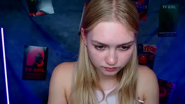 Freechat MademoiselleCl on StripChat