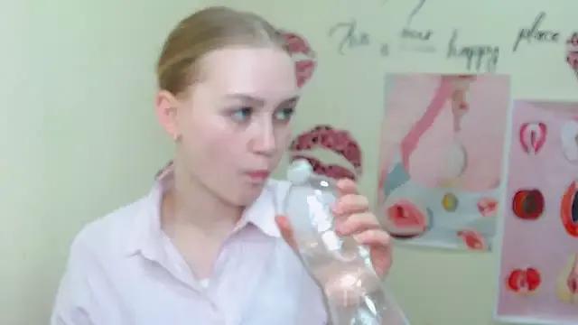 Freechat MademoiselleCl on StripChat