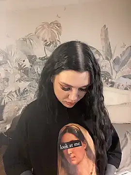 MaeveMoon on StripChat