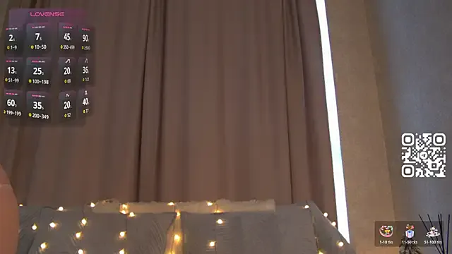 MagicCutie on StripChat