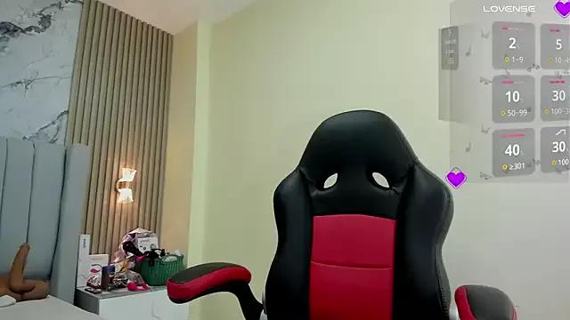MAGIEVANS1 — Slap boobs