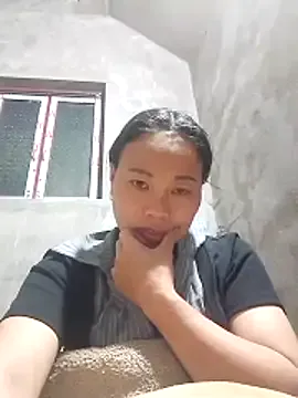 Maikha08 on StripChat