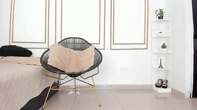 malory_ferrer — OPEN MY LEGS AND CARESS MY PUSSY