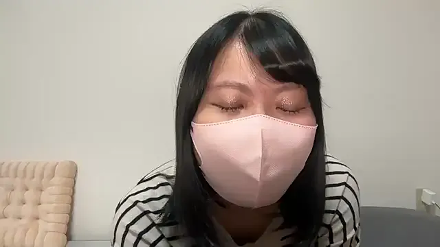 Mao_cute_10 on StripChat