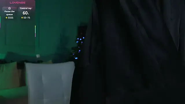 Margot_Ocean on StripChat