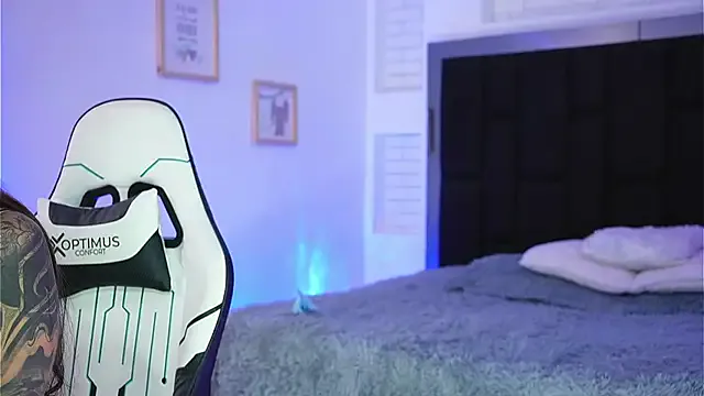 Marianamonroe_ on StripChat