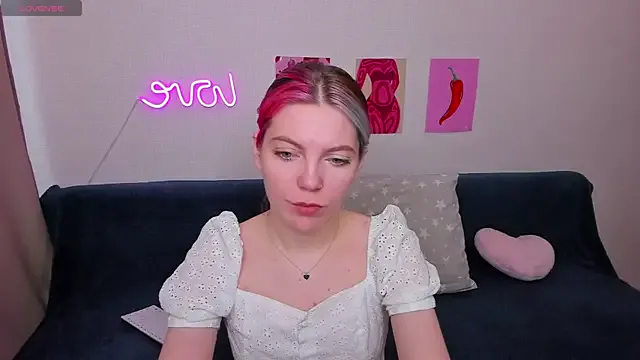 Marie_Reyess — Freechat on StripChat